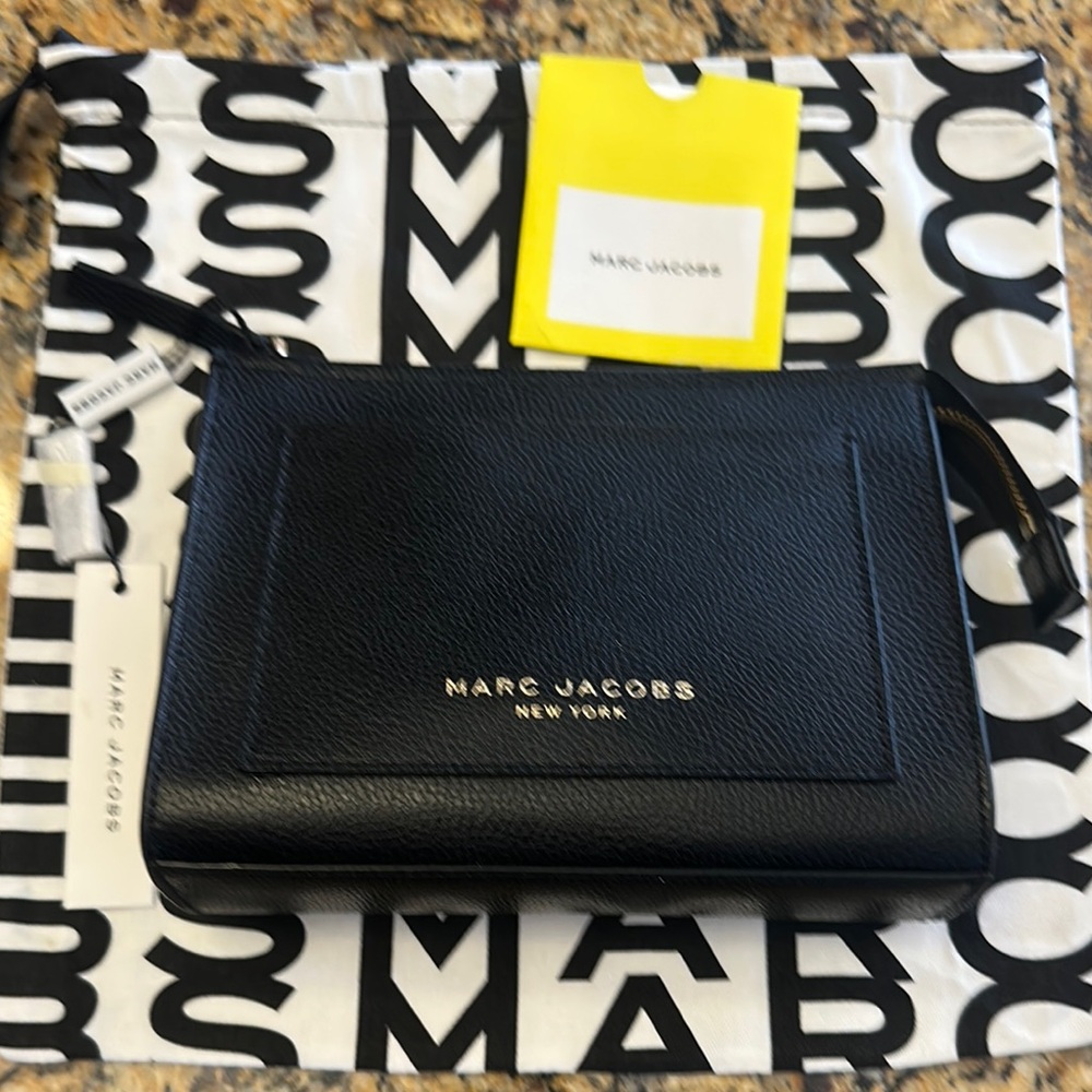 Marc Jacobs ❤️The Grind Leather Cosmetic Bag-NWT - Picture 5 of 13